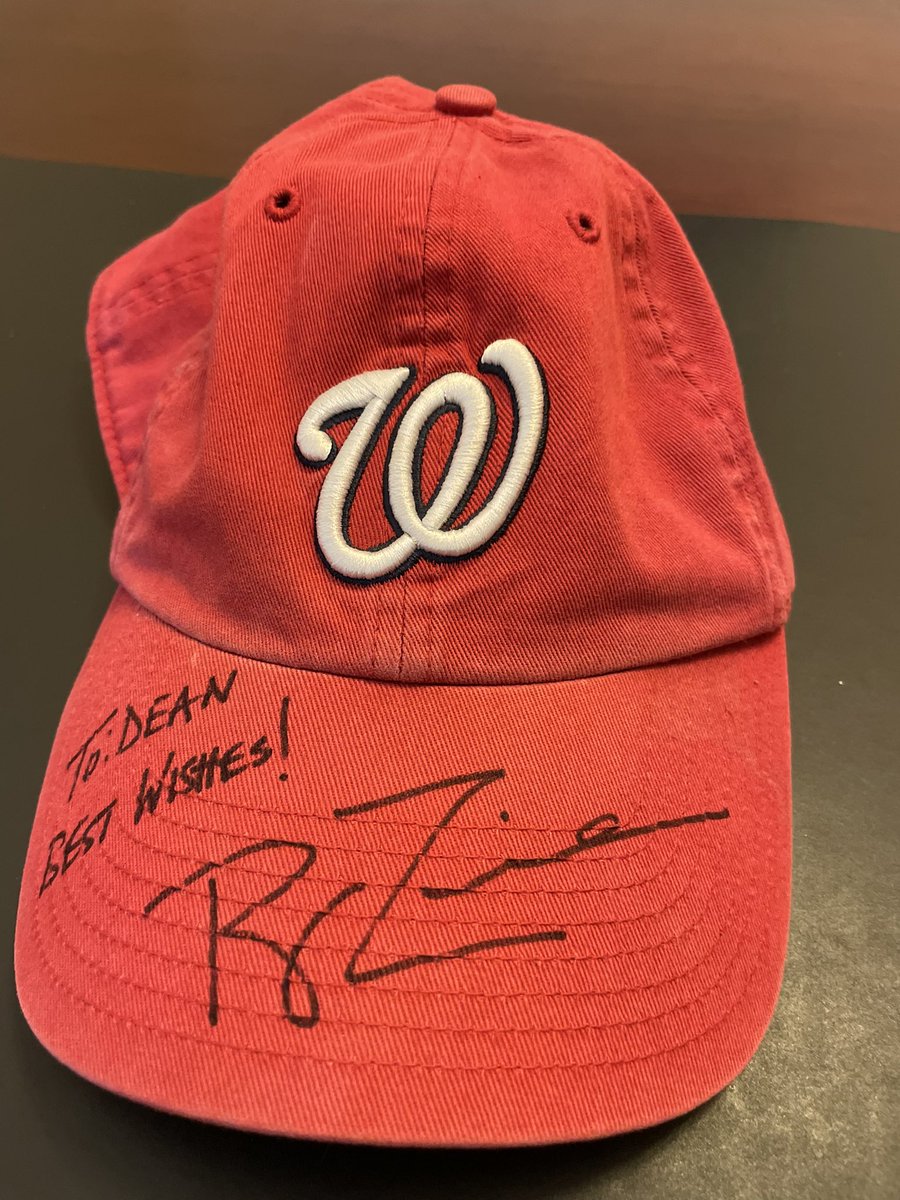GDeanGoodson's tweet photo. Today, the @VaHouse honored Ryan Zimmerman for his athletic achievements w/ @UVABaseball &amp; @Nationals, but also for his invaluable efforts through the @ziMSFoundation.

After numerous games in the stands, I finally get to meet him at work. https://t.co/7kFYpDtczK