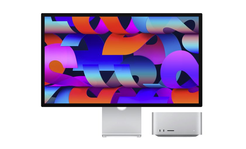 an1m3sh_xyz's tweet image. Help me lord I can’t get my eyes off of it. It’s been a day already.

#Apple #MacStudio #MacStudioDisplay 
#Appleevent