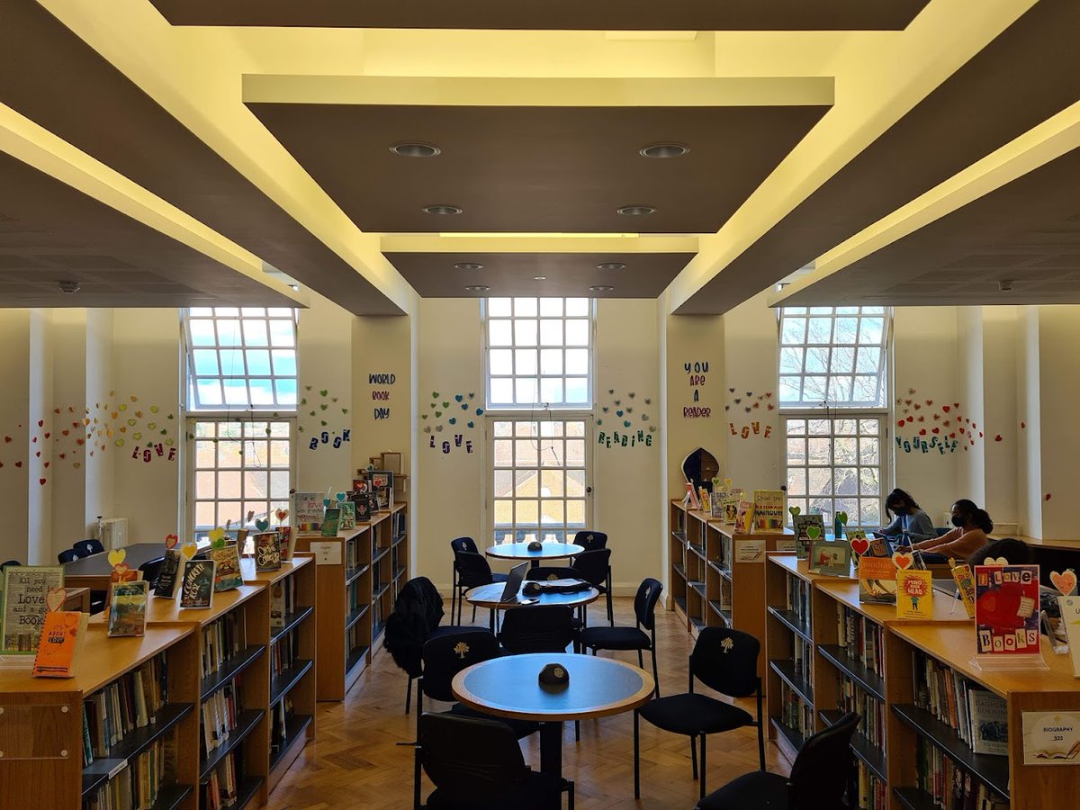 LibraryHbs's tweet image. Our motto @LibraryHBS is &quot;Love Books, Love Reading, Love Yourself!&quot; 📚💕