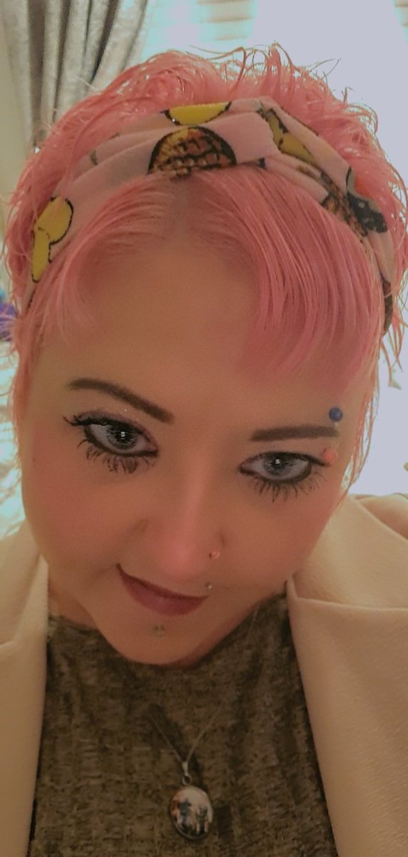 CheckMeowt1978's tweet photo. Tiz Pink 😇 https://t.co/rzEBjDj1Dx