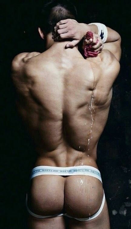 hotchestnyc's tweet photo. #musclebutt #maleback #ass4gays https://t.co/KH539PUqmr