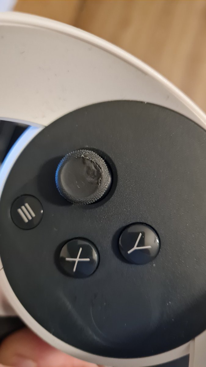 MaxMakerBuddy's tweet photo. @GetHip_ Ain't much, but it happened on its own after 3weeks of owning 😭 https://t.co/NWtwRNFRQI