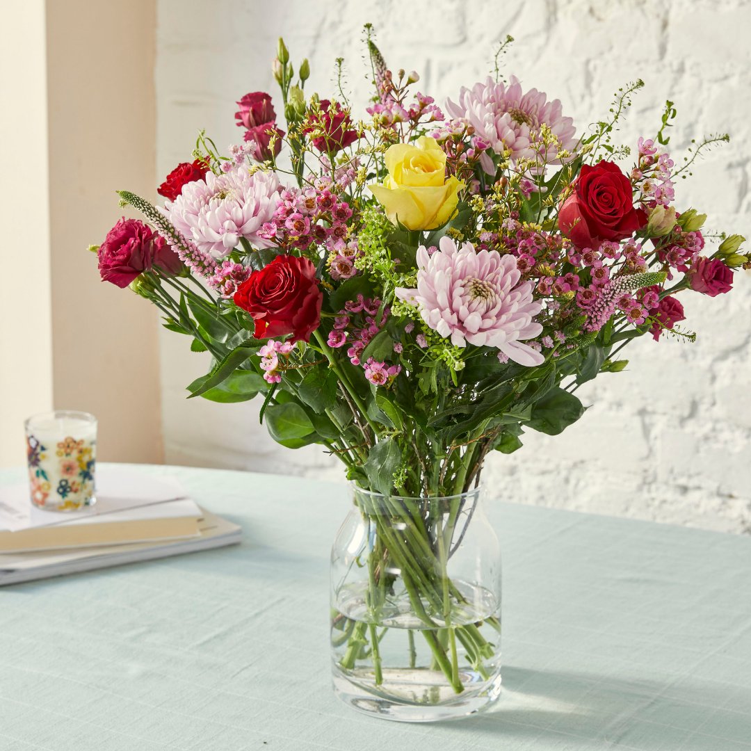 Say hello to the The Cherished, one of our day-brightening bouquets from the <a href="/cathkidston/">トモ</a> range. We're in love!
Shop now: bit.ly/CKCherishedTW