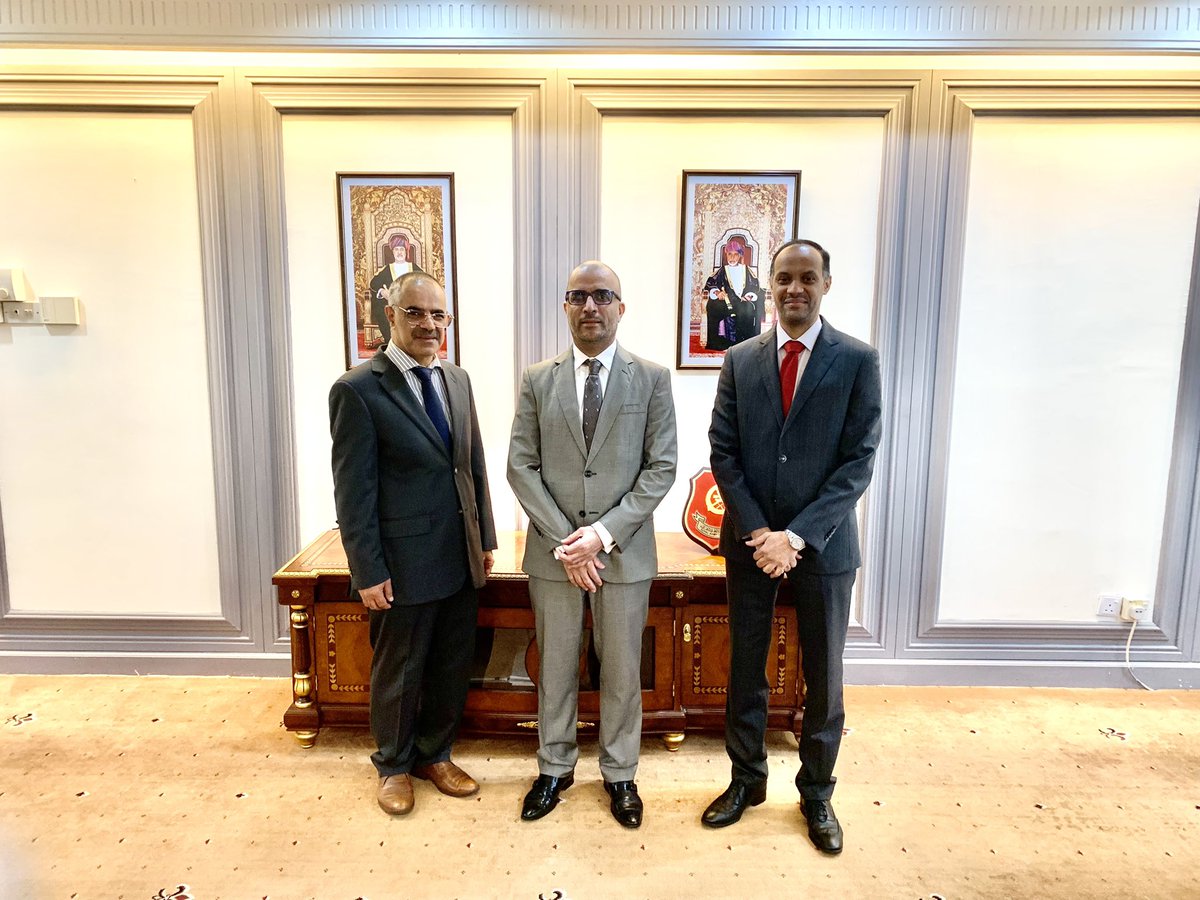 OmanEmbassyKL's tweet photo. أقامت السفارة حفلاً توديعياً للوزير المفوض هلال بن علي العبري بمناسبة انتهاء مهام عمله بماليزيا. مع تمنيات السفارة له بكل التوفيق والنجاح. https://t.co/TXrdwegHg0
