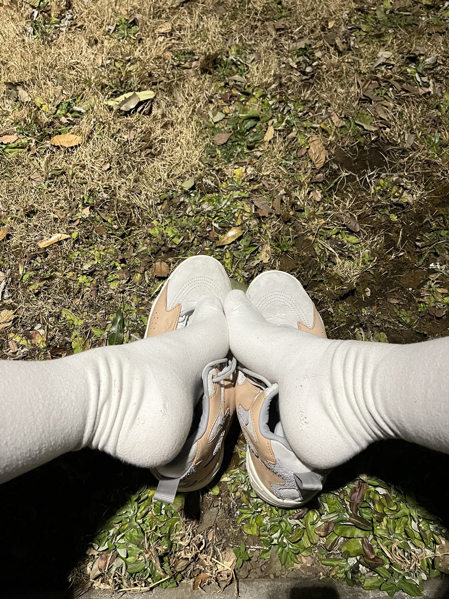 Dance with dragon のゴルフニーソックス🏌️‍♀️
生地が厚くていい感じ😊