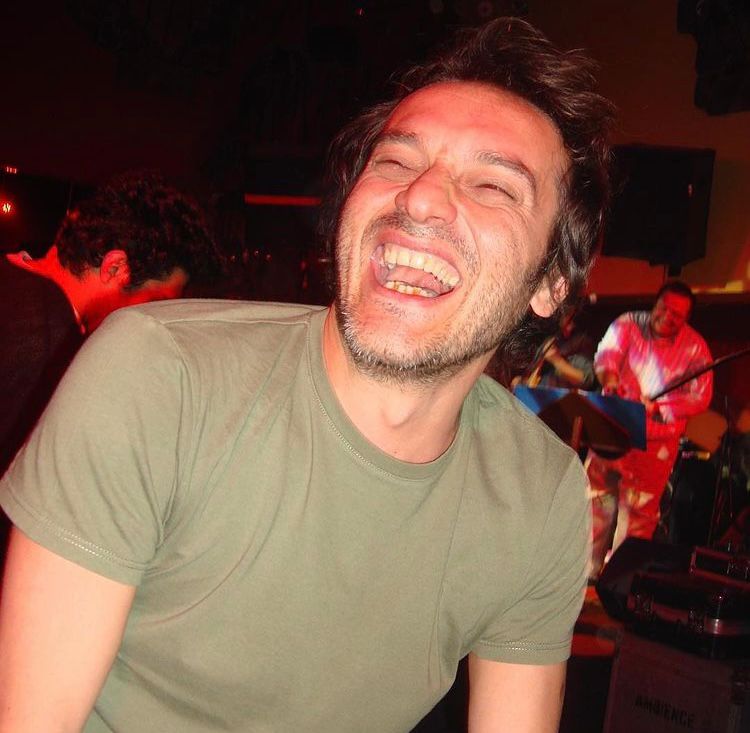 Şenay Aydemir tweet media
