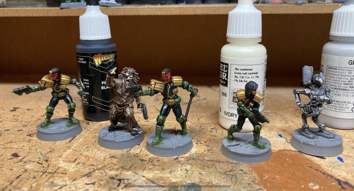 WarlordGames's tweet photo. WORK IN PROGRESS WEDNESDAY!
Here we have Paul Sawyers Street Judges! Now the real question is…. What faction should I paint to win against the law!?
Comment below! 
#warlordgames #fantasy #judgedredd #rebellion #2000ad https://t.co/YsrlIFCYUd