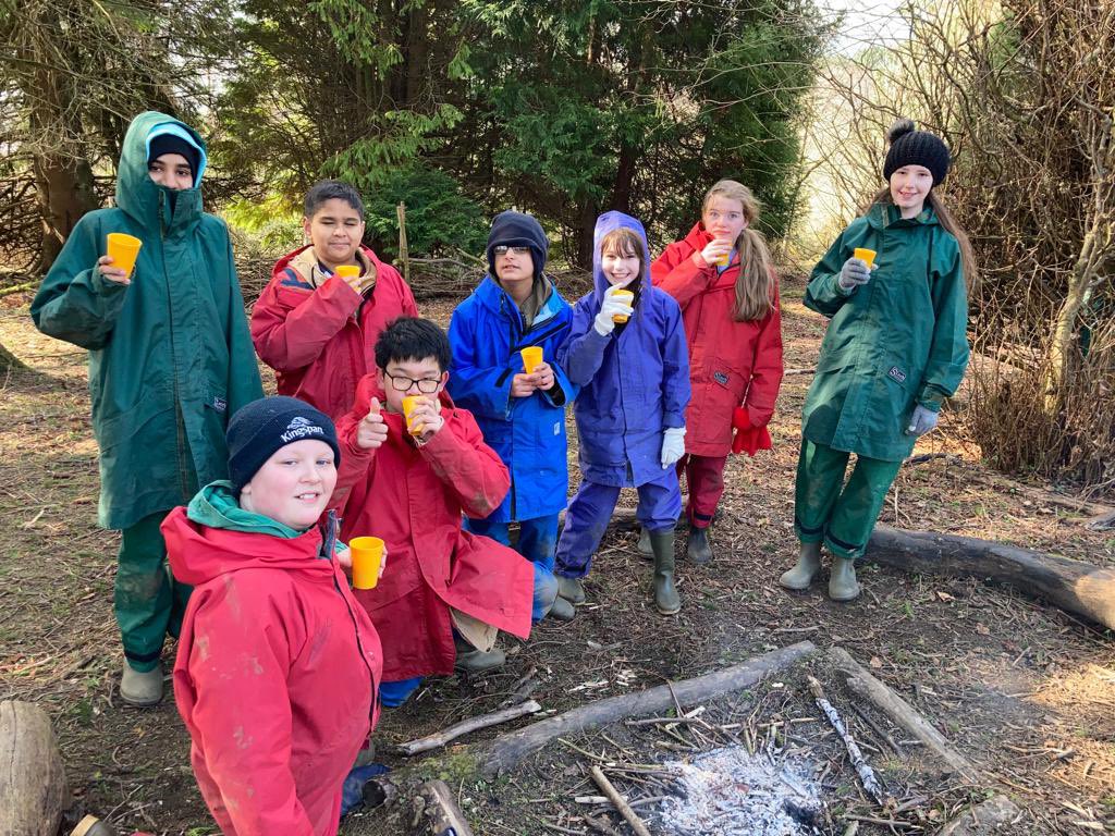 P7bMiss's tweet photo. Getting ready to make a fire and then getting a little drink for all our hard work. @BlairvadachOEC https://t.co/fad1d4ZM15