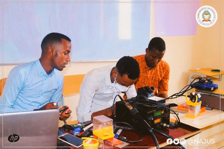 SNU_SC's tweet photo. The National University Students' Club @SNU_University has completed a short training on #mobile_repairing_skill for some students in the university.

@SNU_SC 
@SNU_University 
#skills https://t.co/0MiWztEkTK
