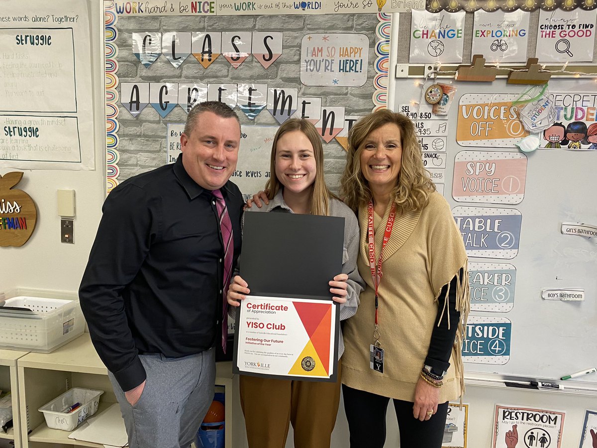 At <a href="/115yis/">Yorkville Intermediate School</a>, the YISO after school fox club connects students to their community through service. 60+ students have participated in projects with <a href="/CedarhurstSL/">CedarhurstSeniorLiving</a> &amp; Kendall County Food Pantry. 

This program is nominated for a #FosteringourFuture Initiative of the Year! Congrats 🎉