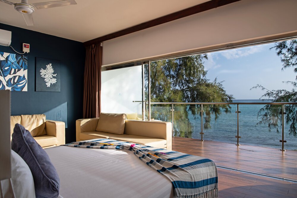 hadestays's tweet photo. Presidential Villa at Nungwi Dreams by Mantis, Zanzibar cost a night US$2000 (HB) a night, Hosts 8 guests | Perfect for family or group vacay.
$2000/8 = $250 per person per night - Half Board
Price valid until June 30.
Book now: hadeafrica@gmail.com - #HadeLux #Travel https://t.co/nlRKA0a8l2