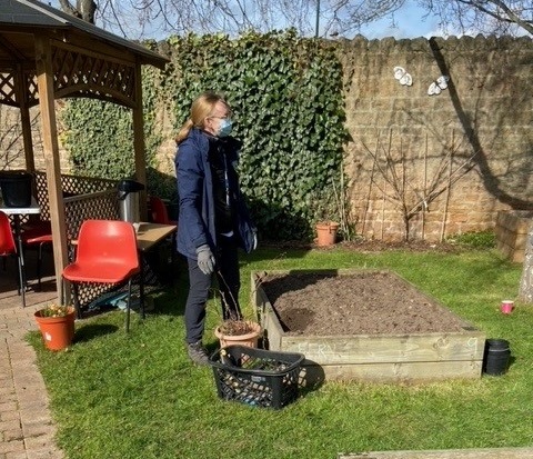 Live Team tweet media