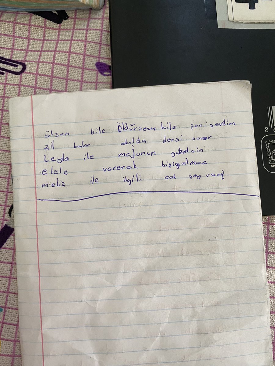 ozlemkaradrms's tweet photo. @dmtsymn O zaman ben bu twiti  öğrencimin güzel bir akrostişiyle yanıtlayayım 😂 https://t.co/h9NHjCwDib