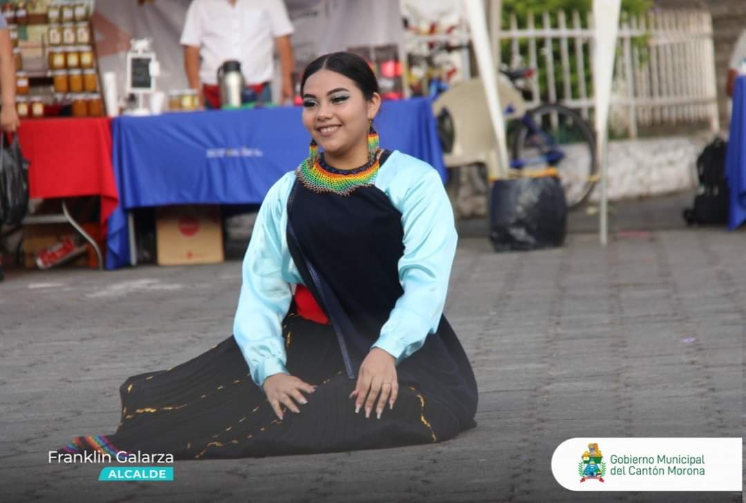 MoronaOfc's tweet photo. El Consejo Cantonal de Protección de Derechos Morona, continuando con lo planificado, desarrolló el evento artístico cultural con la participación de danzas del Municipio, artistas locales y provinciales quienes conmemoraron junto a las mujeres su día. https://t.co/zchKG3apYs