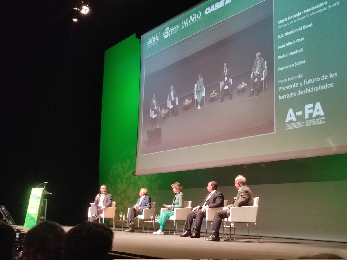 👉 Finalizamos la #JECA2022 con esta mesa redonda.

#alfalfa #alfalfaspain #agricultura