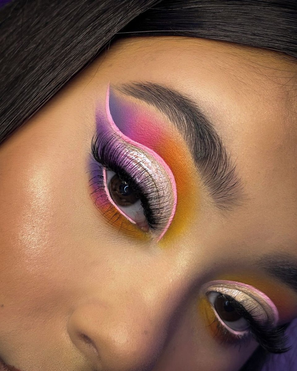 Revolution Beauty ES tweet media