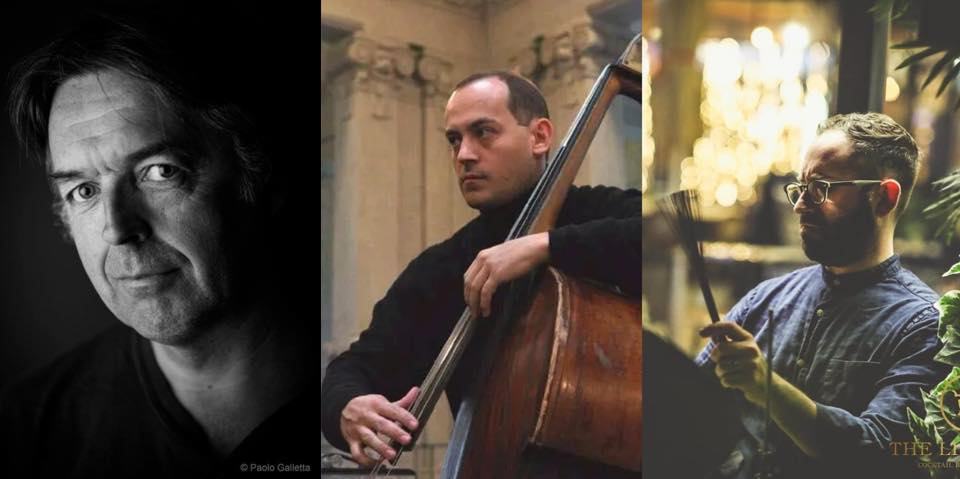 Tonights Jazz upstairs <a href="/FluteandTankard/">FluteandTankard</a>  features @huwwarren yuri goloubev and Isaac Zuckerman over two sets (£10 / £6 students)