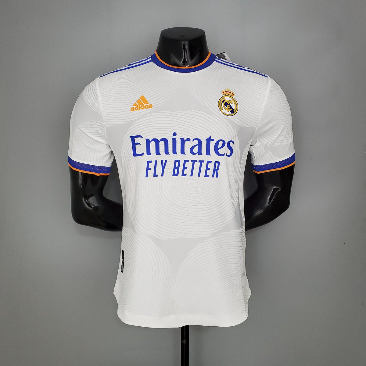 mundo_jerseys2's tweet image. Si el Real Madrid remonta la eliminatoria ante el PSG en los Octavos de Final, vamos a sortear una camiseta del Real Madrid para un ganador de entre todos los que den RT a este tuit y 𝐬𝐢𝐠𝐚𝐧 𝐧𝐮𝐞𝐬𝐭𝐫𝐚 𝐜𝐮𝐞𝐧𝐭𝐚 𝐚𝐥𝐭𝐞𝐫𝐧𝐚 @MundoDeJerseys 💣🤍