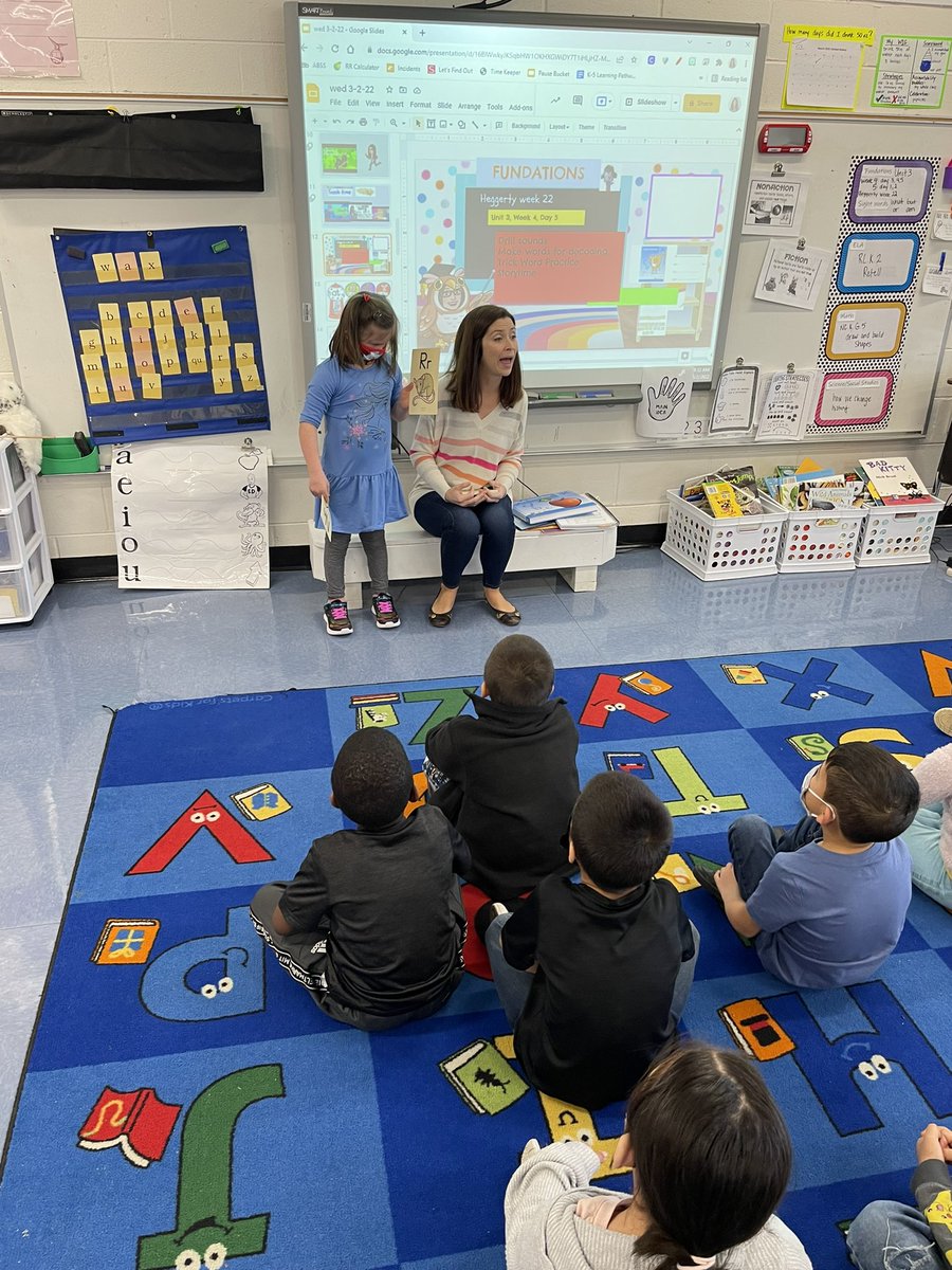 jedwardsAC's tweet photo. We have a honorary teacher amongst us here at Andrews! If you see her in the halls or in Ms. Roberson’s class be sure to pause for a moment to say hi and celebrate her growth and leadership with her! We’re so incredibly proud of her!!!! 🥳 @CaulderLesleigh @rhandrewselem https://t.co/nn3bOOZ1nR