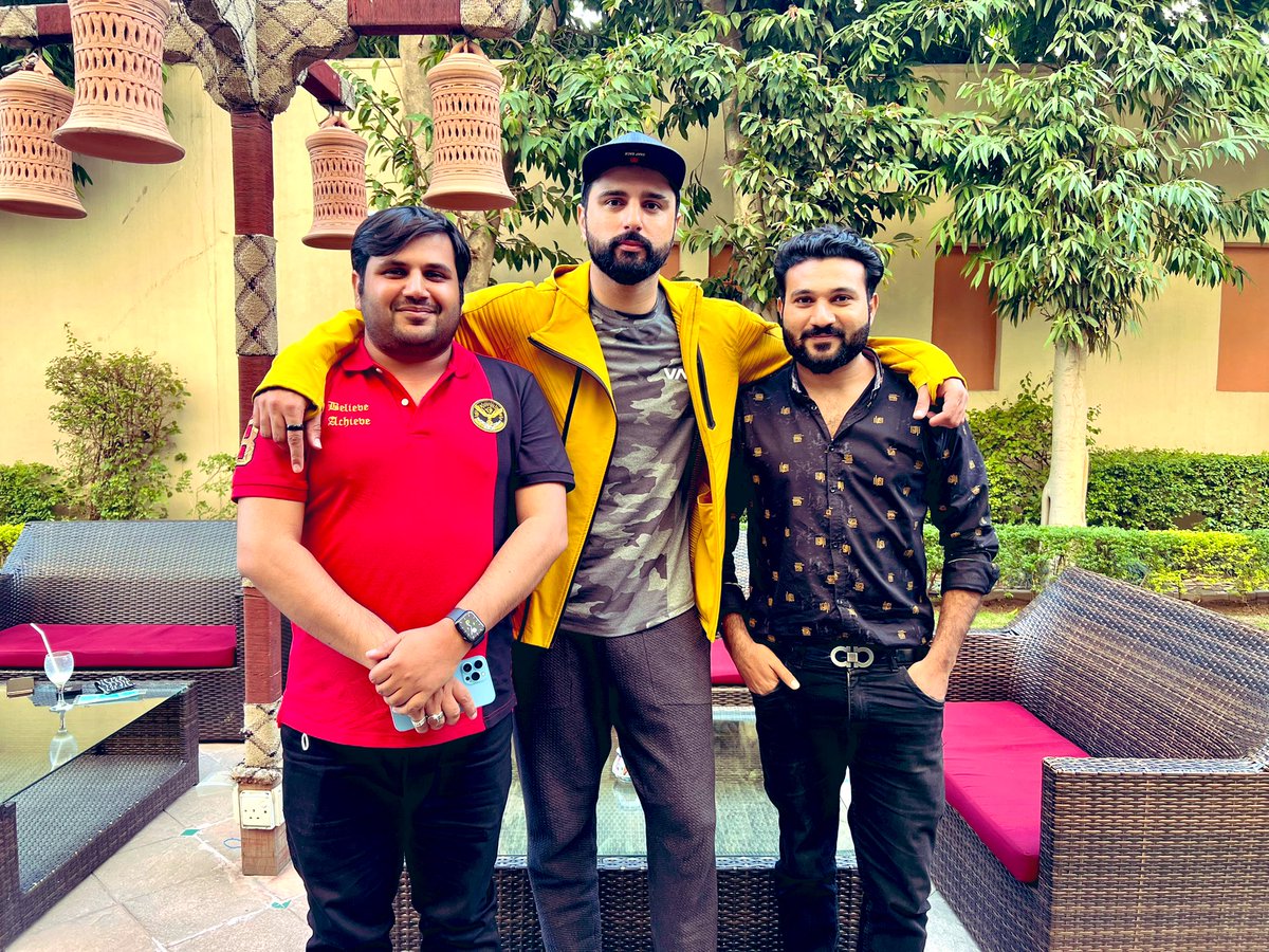 HassanSjillani's tweet photo. Thanks for the hospitality #CSMBKM https://t.co/IuVdUReVhS