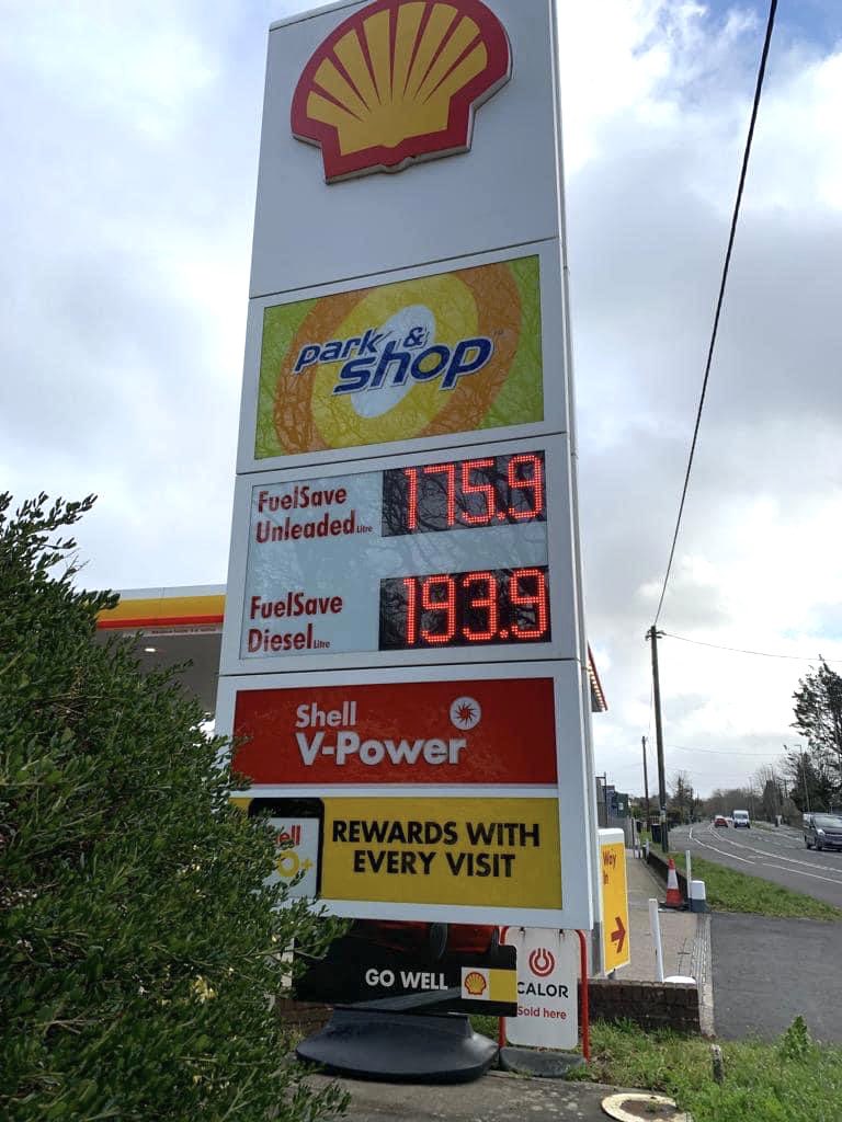 Jake Moore tweet media