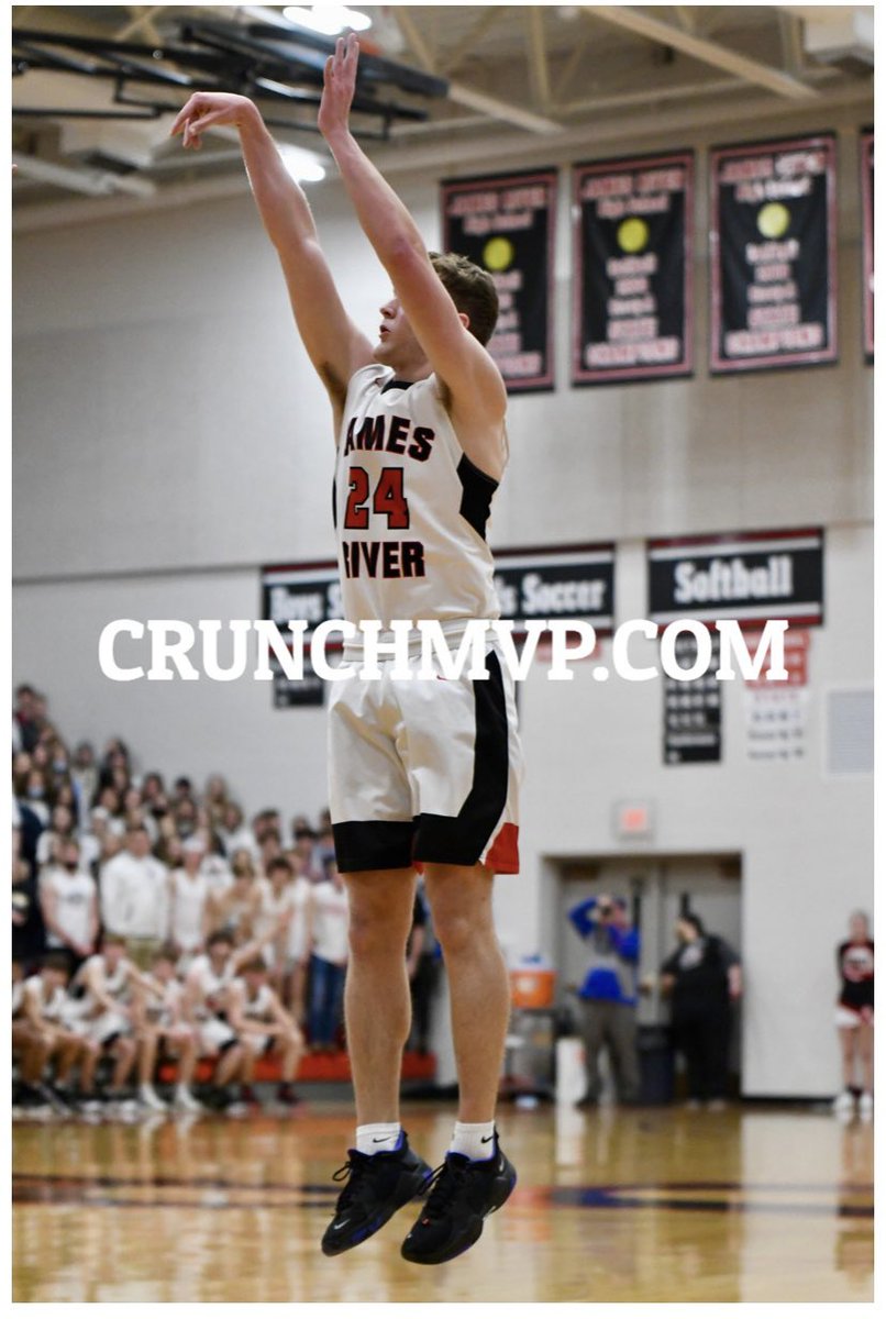 jayson_easton's tweet photo. Blessed and honored to be named Region 2c Player of the Year! @jrhs_basketball https://t.co/wpyfhwyqgg
