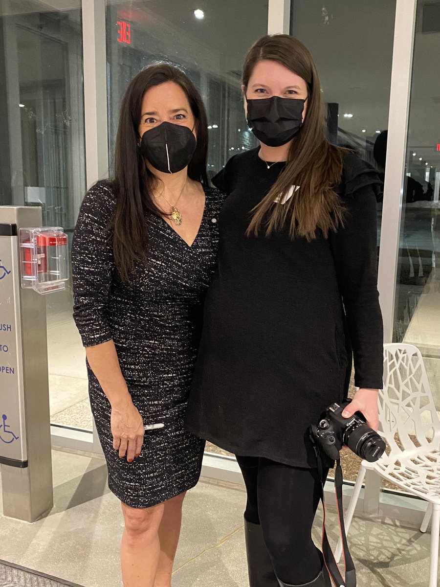 What an incredible experience yesterday - spending much of the day with Jody Wilson-Raybould and her assistant, Melissa! Such an absolute honour. Safe travels back to the west! #BresciaUC #IWD2022 #BreaktheBias