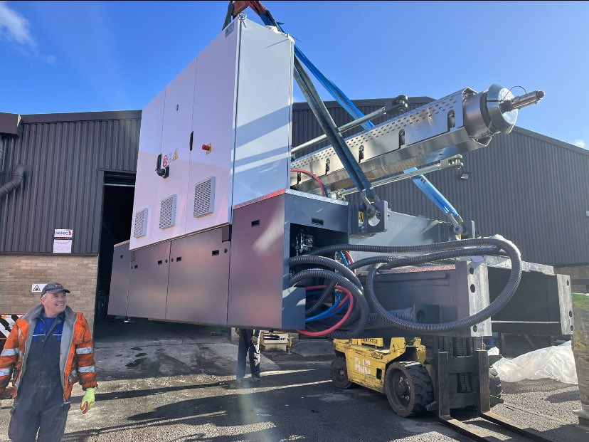Another happy customer in the South receiving a Negri Bossi energy saving Vector 1100-8400. A big thank you to RJC for all their hard work unloading and positioning.