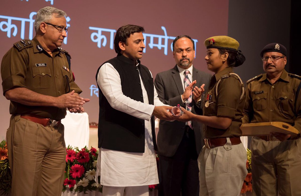 आज रात संघर्ष फिर जीत अपनी !!