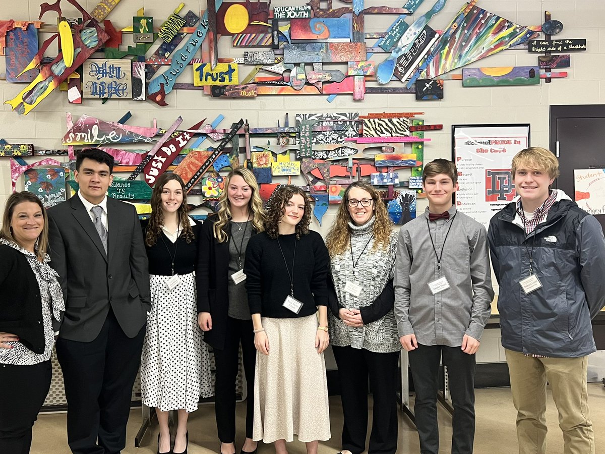dixie_business's tweet photo. Headed to FBLA Regionals https://t.co/wr9Wil3uZC