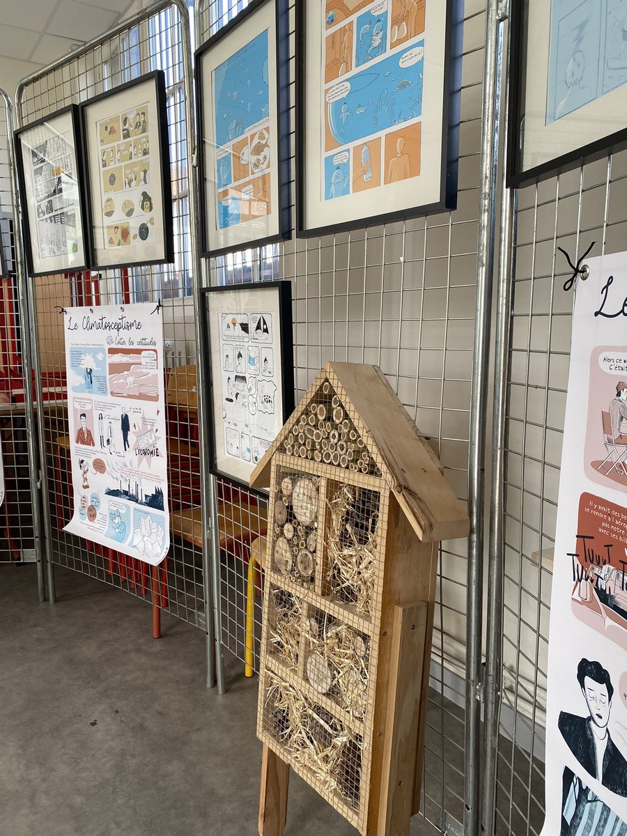 AcBordeaux's tweet photo. La rectrice @ABisagni au @BremontierLP pour parcourir le boulevard de l'innovation avec les équipes éducatives de l’@AcBordeaux dans le cadre de la journée académique de l’#innovation : « Professeurs et chercheurs : ensemble pour engager les élèves dans des voies de réussite » https://t.co/9jGOxHWdQ8