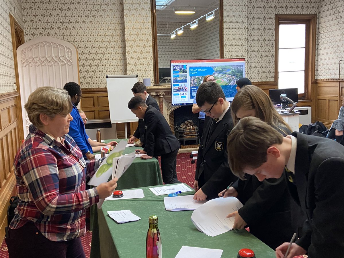 Aimhigher London tweet media