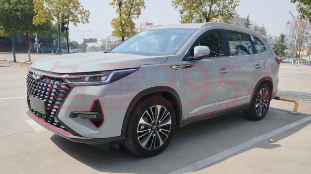 AutoPressa's tweet image. «Шпионы» полностью рассекретили новый Chery Tiggo 8 Pro. На фото попал и салон модели. Эта «восьмёрка» получит в Китае полный привод и крупный экран центральной консоли в стиле кроссоверов Exeed.
китайские-автомобили.рф/2022/03/09/nov…