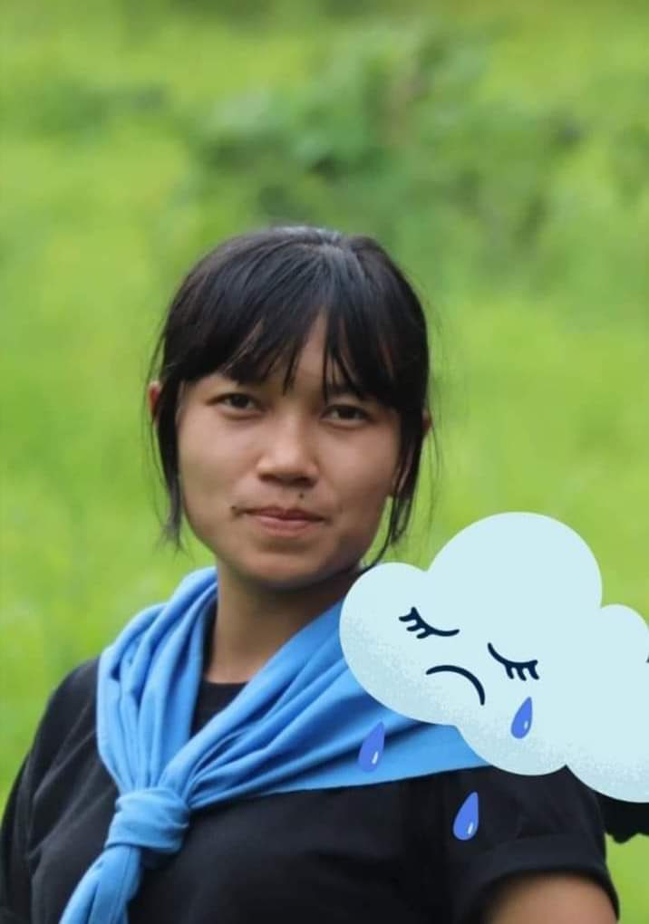 DecemberSnow86's tweet photo. An FBR's lady comrade was killed by junta's artillery shells in a heavy clash erupting between junta Terrorists and civil defense forces in Karenni state on Mar-9. @UNHumanRights #HoldJuntaAccountable  #2022Mar9Coup #WhatsHappeningInMyanmar https://t.co/TzOIHDfz5c