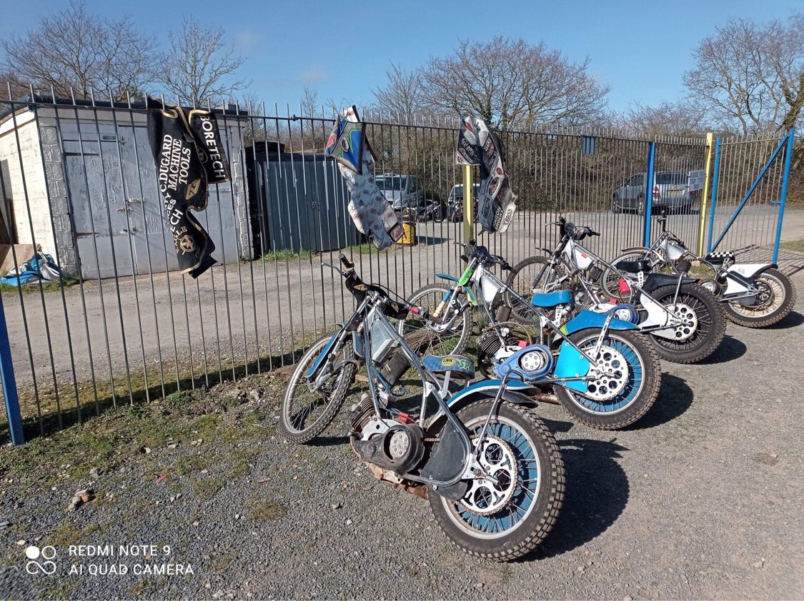 After last night’s superb flat track training session with 16 riders from across the UK all givjng a huge endorsement of the team and setup at <a href="/smallbrookstad/">Smallbrook Stadium</a> it’s back to work preparing more 500cc speedway machines to ensure the very best hire experience with us 👌