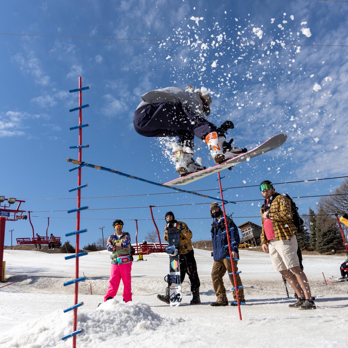 Who will be our limbo and ollie champions this year? $5 to enter, 11 am this Saturday at SnirtFest, see you there!