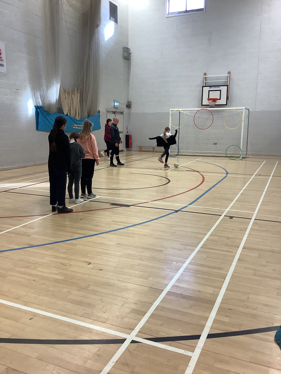 YewTree_PE's tweet photo. This morning, Year 5/6 girls went to @RSHS_HighSchool @astleysports for a #LetGirlsPlay football session delivered by RSHS Sports Leaders alongside their PE Team. The girls enjoyed their session and were asking about joining a local team and attending competitions! @tamesidessp https://t.co/JUMpG8QDID