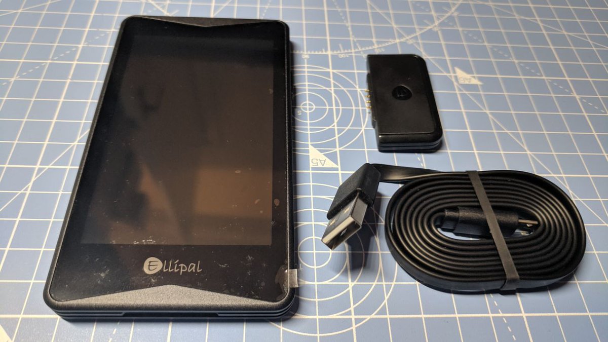 Matsu360191's tweet photo. @ellipal #airgapped is more safe for cold wallet @ggffcc06969683 @bbscoin @simplecc1 https://t.co/a22wCE5LxN
