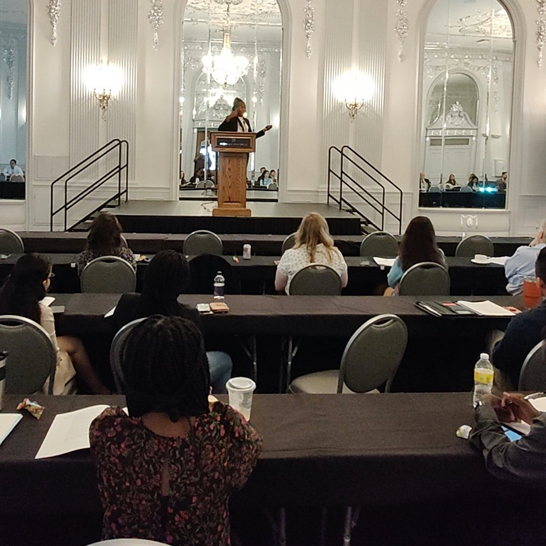danteswanou's tweet photo. Received positive feedback from several outstanding scientists for my talk at #99thAPSSD .
Thanks to my collaborators,extension agents and blackberry growers in SC. Special thanks to my committee members, my advisor @ejcieniewicz ๐งก๐and the @sd_aps platform. #Clemsongrad https://t.co/4CKt8P199Y