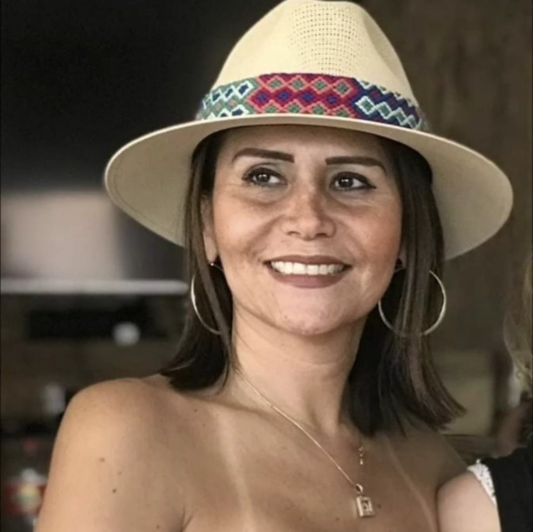 jcrtoral's tweet photo. "Exigimos el esclarecimiento y la justicia del asesinato de la compañera abogada y defensora ambiental, Verónica Patricia Guerrero Vinueza, integrante del Colectivo Urbi Quintana, el pasado 3 de febrero en Tonalá, Jalisco". https://t.co/QZgk2Jdtw0