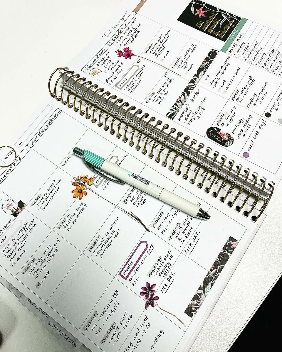 TPositiveTC's tweet photo. Check out our #HappyPlaceForTeachers over on Facebook. A safe and positive space for teachers to share planner ideas and inspiration: https://t.co/oqTa5rZqOt #HappyPlaceForTeachers #PlannerUK #TPTCPlannerInspo https://t.co/5GVuBi5ire