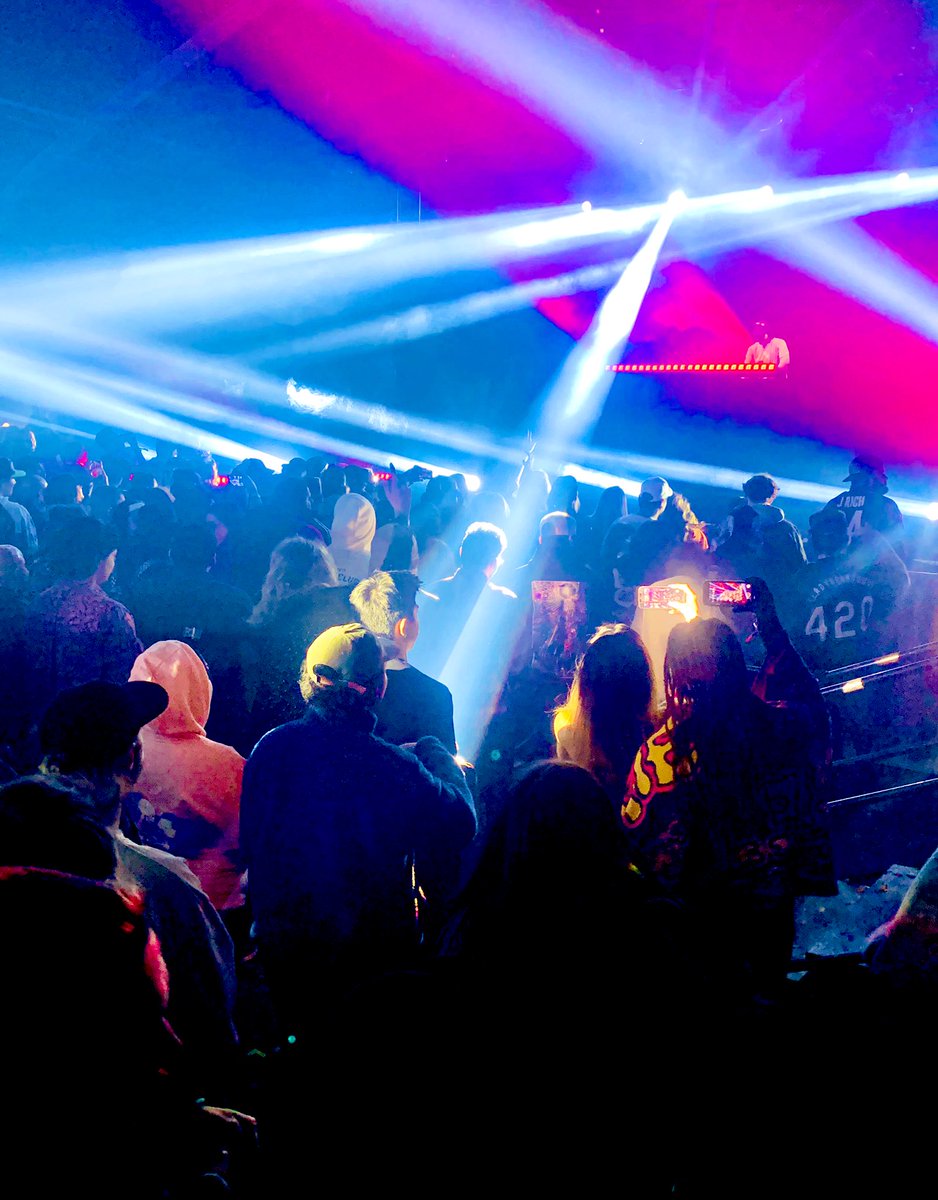 🧧THΛΠΘS🧧 tweet media