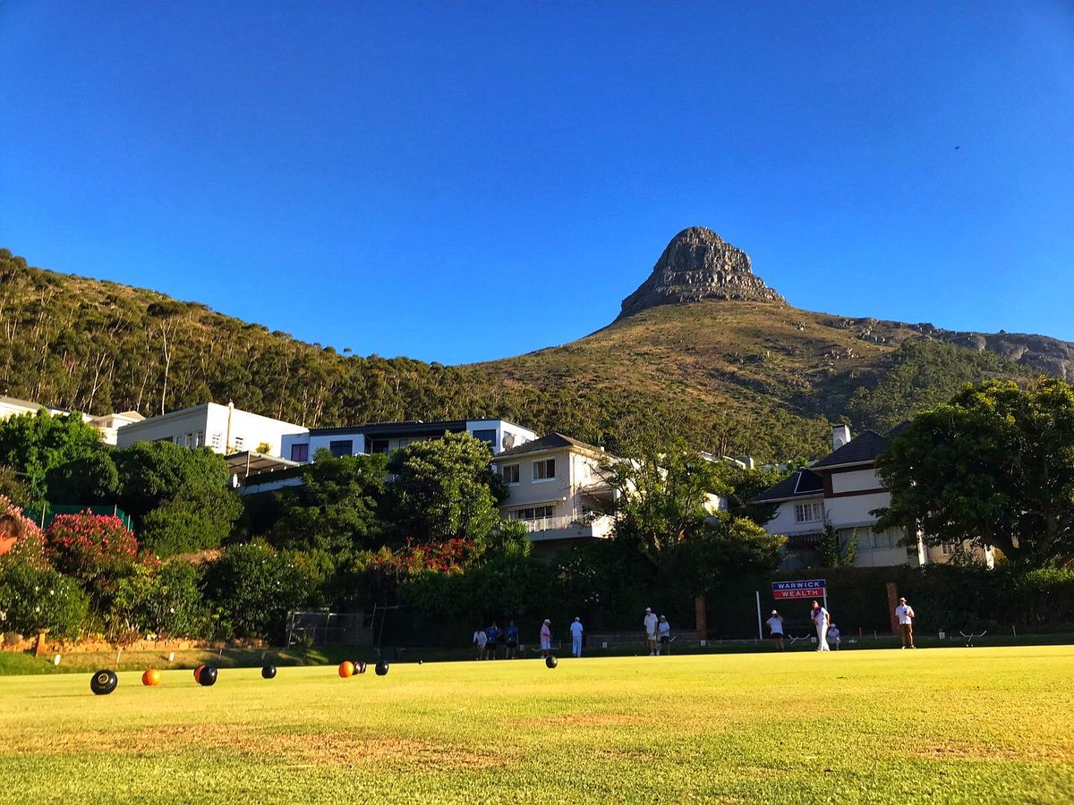 lsngin_za's tweet photo. What a grand twilight trip and games at @fresnayesportsclub, @CapeTown congratulations to the prize winners sponsored by @fitchleedesmixers & @lsn_spirits . #ginstragram #gingiveaway #fitchleedes #capetown #capetownliving #bowling #gin https://t.co/4TDvQq1BzB