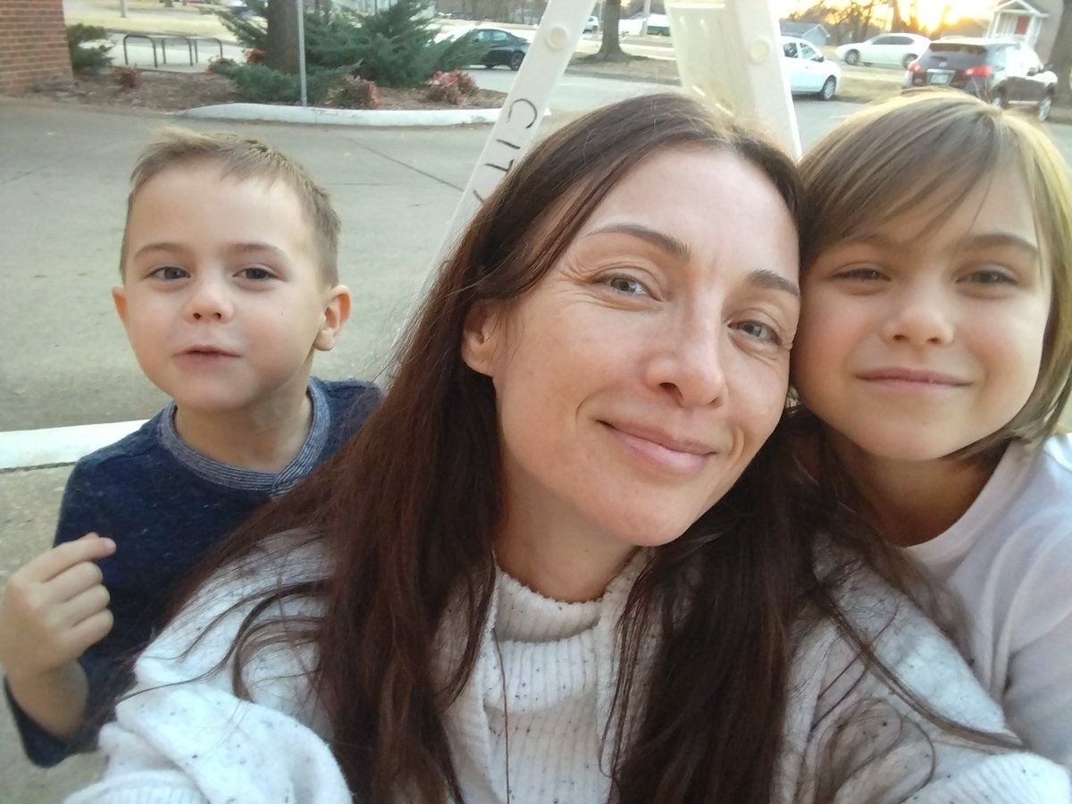 END_Sea_Pea_S's tweet photo. Parents #TakeBackYourKids #WeCare #NoYouCannotTakeWhatsMine #DueProcess @ANNETTERAUCH33 @QuanYin108 @OURrescue @RecoverChildren #s2project https://t.co/YZHt9CsUAy