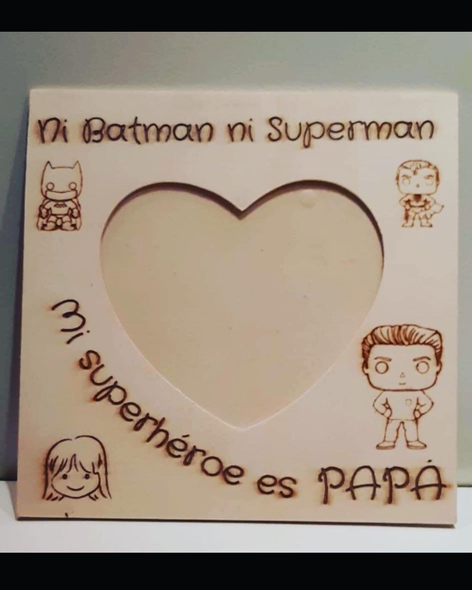 Tuestilodeboda's tweet photo. ¿Buscando regalo para el día del padre? Aquí os muestro dos ideas donde podéis poner vuestra foto favorita. Más información por privado.
#regalo #regalopersonalizado #tuestilodeboda https://t.co/DV032ia8KU