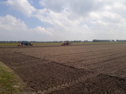 SaltusBeheerBV's tweet photo. Twijfelt u over de OZB aanslag voor uw landbouwgrond?  Als u als particulier een OZB-aanslag ontvangt, waarin uw grond is opgenomen die u heeft verpacht aan een bedrijfsmatige agrariër, dan bent u ten onrechte aangeslagen voor deze gronden. Advies nodig? https://t.co/HJTpAotkNF https://t.co/yyyjC3cap6