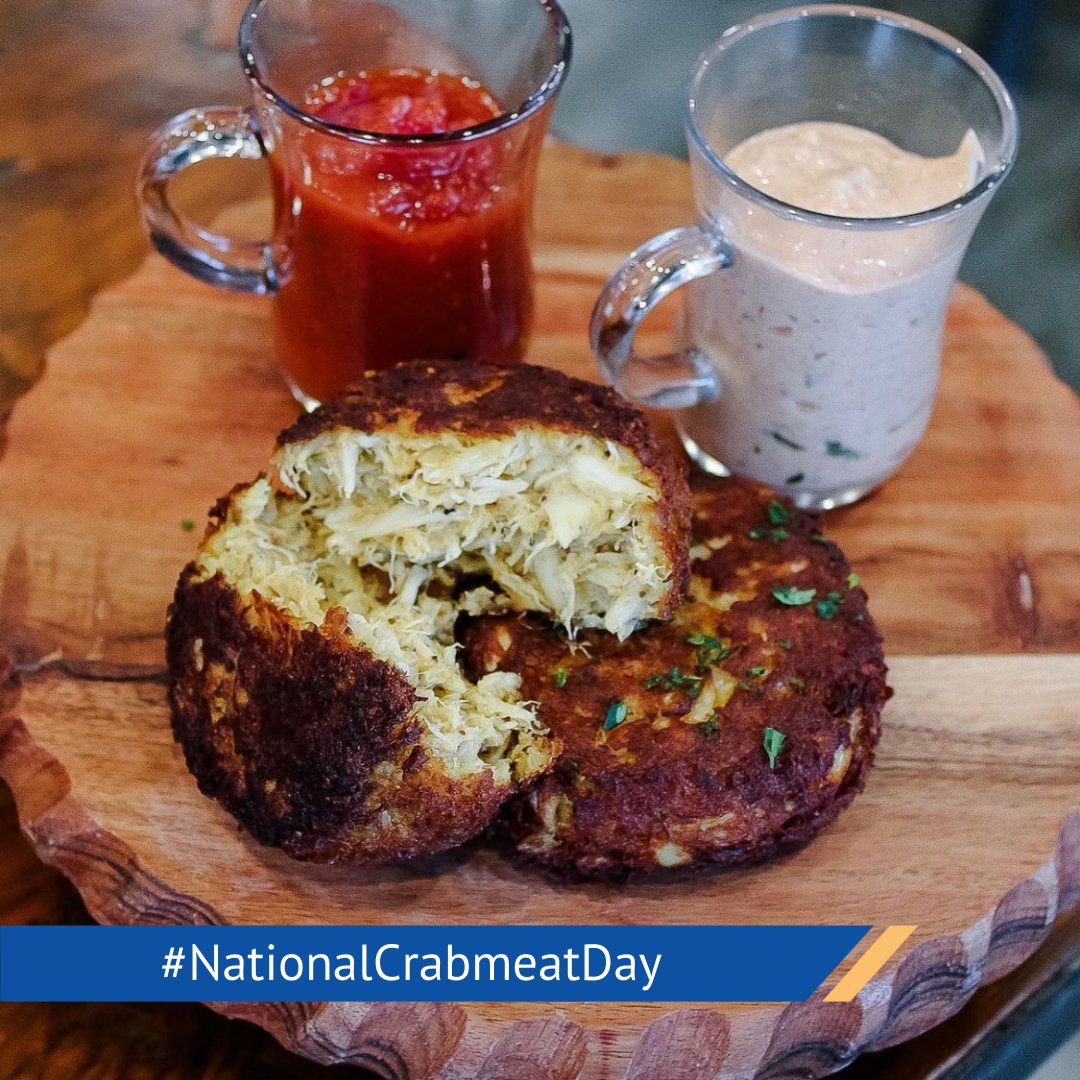 Chesapeake_ED's tweet photo. Feeling crabby? @GotFishSeafood has got you covered! Visit this Chesapeake seafood spot and grab their signature crab sandwich or cake for #NationalCrabmeatDay! #SmallBusinessSpotlight #ShopLocal #FindYourWayForward 

https://t.co/Erf2ovH2Sk https://t.co/xgZdGqXXKp