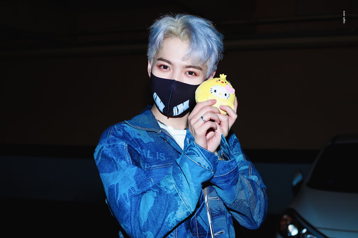 everafter_hc's tweet photo. 210909 

#이휘찬 #휘찬 #오메가엑스 #OMEGA_X
#명창토끼 #휘찬이최고 https://t.co/ES53wBL2p1