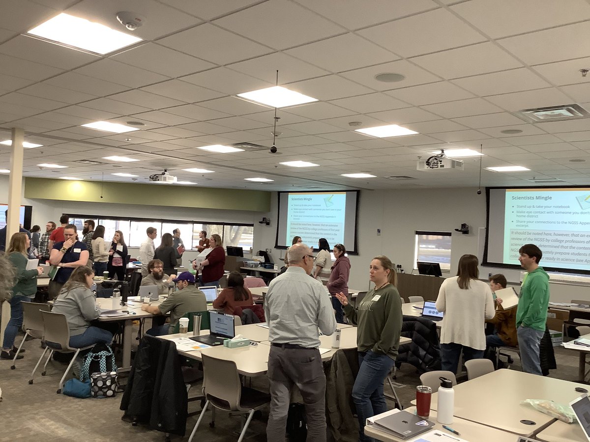 B_Berns's tweet photo. Scientist Mingle to start out or @OpenSciEd High School Pilot professional learning in Iowa! 9-12 educators from across Iowa. #TrustTheProcess @Hope_PLAEASci @iowa_aea #iasciencechat https://t.co/eMeQM7xLWh