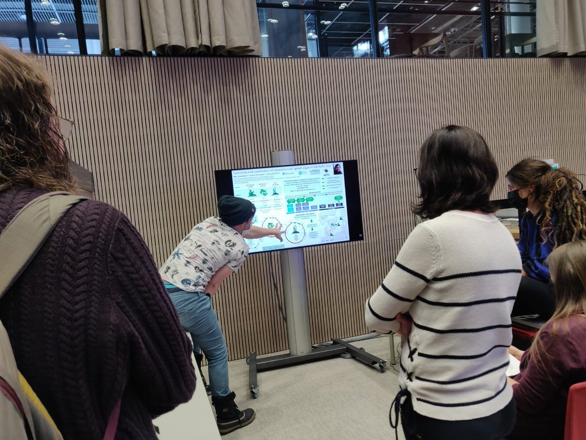 springsymposium's tweet photo. Final #poster session of the #symposium underway! Excellent digital and printed posters from all the #student presenters. #SpringS22 https://t.co/4ltjbPFFDN